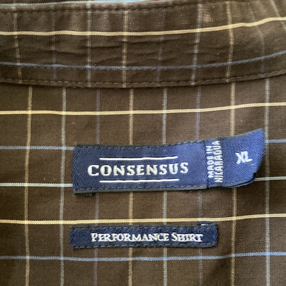 button up - Picture 3 of 3